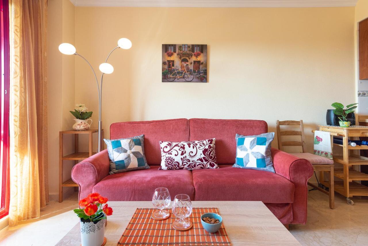 מאלגה Apartamento Con Parking Puerto Nuevo 8 מראה חיצוני תמונה