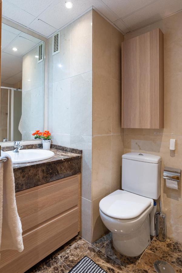 מאלגה Apartamento Con Parking Puerto Nuevo 8 מראה חיצוני תמונה