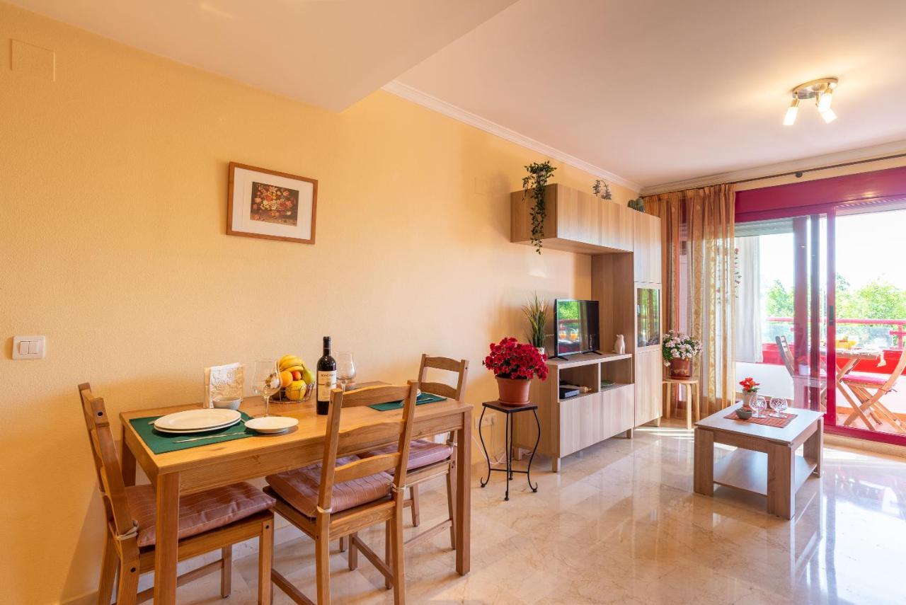 מאלגה Apartamento Con Parking Puerto Nuevo 8 מראה חיצוני תמונה