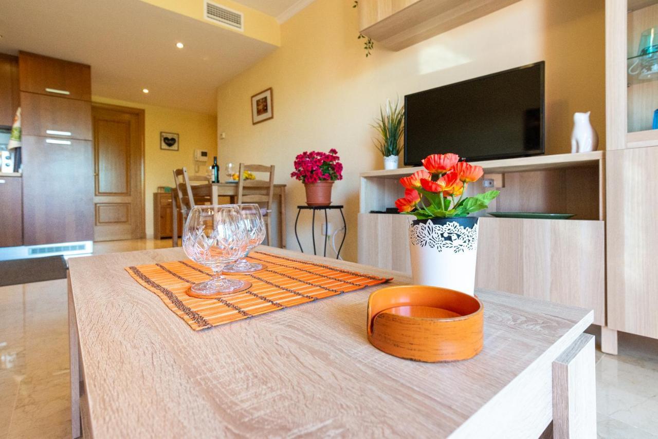 מאלגה Apartamento Con Parking Puerto Nuevo 8 מראה חיצוני תמונה